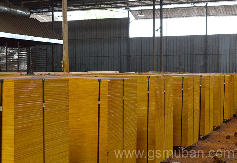 層層過膠和單層過膠的建筑模板有什么區別?